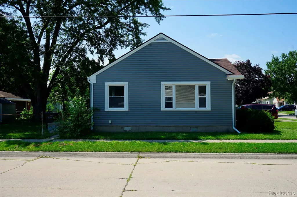 17205 Anne Avenue Allen Park City MI 48101