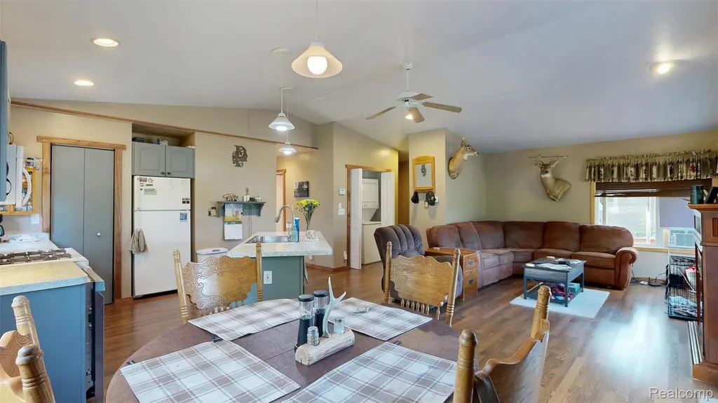 3622 Little Island Drive Grant Township MI 48748