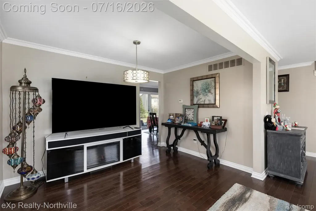 7225 Castell Boulevard Van Buren Charter Township MI 48111