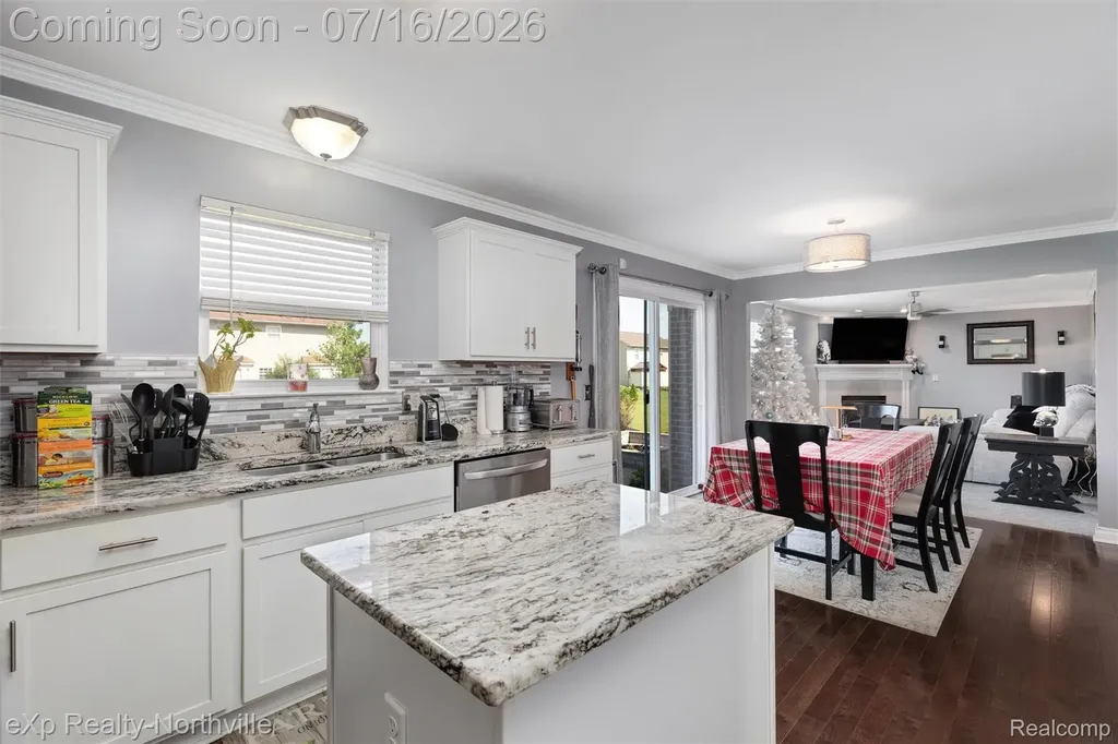 7225 Castell Boulevard Van Buren Charter Township MI 48111