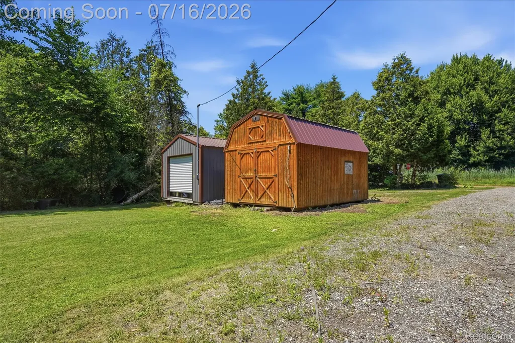 9490 Clark Road Bath Charter Township MI 48823