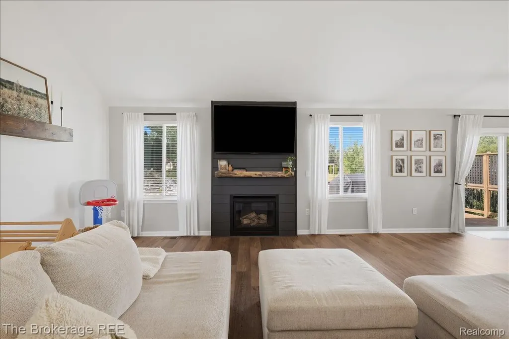 1340 Park Ridge Pointe Grand Blanc Charter Township MI 48439