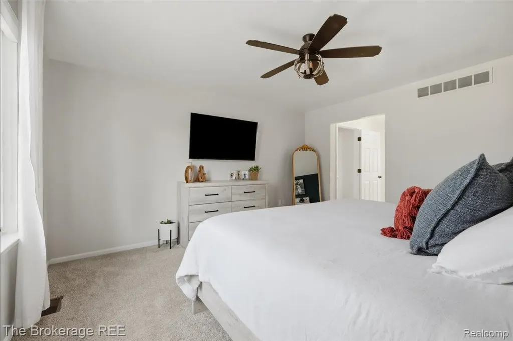 1340 Park Ridge Pointe Grand Blanc Charter Township MI 48439