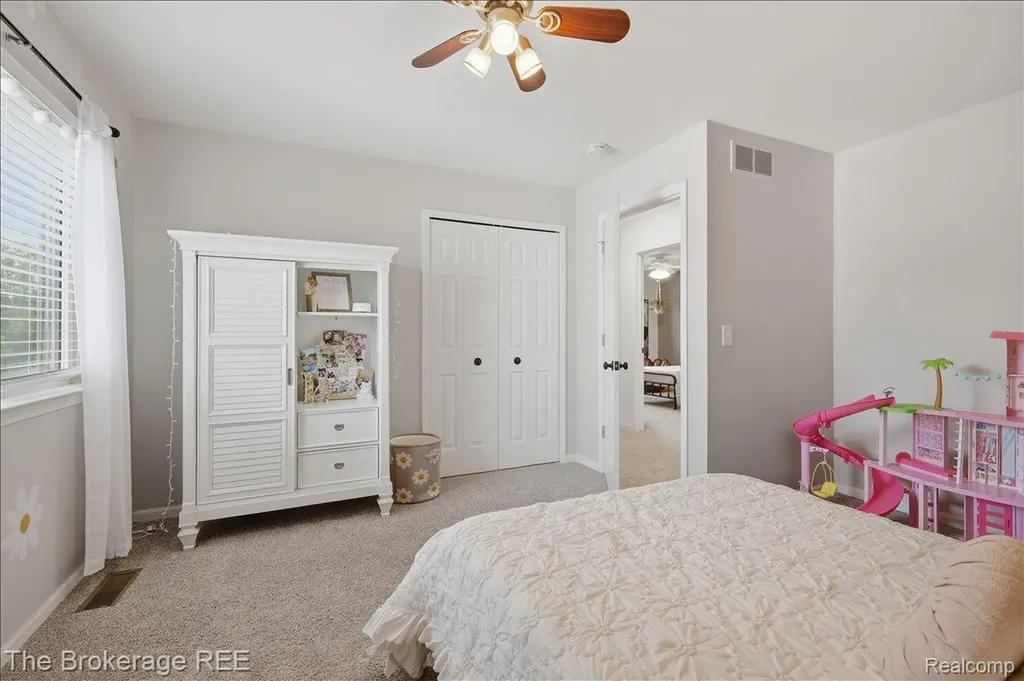1340 Park Ridge Pointe Grand Blanc Charter Township MI 48439