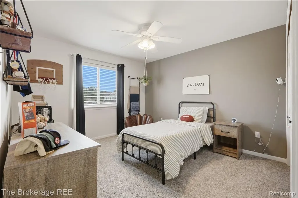 1340 Park Ridge Pointe Grand Blanc Charter Township MI 48439