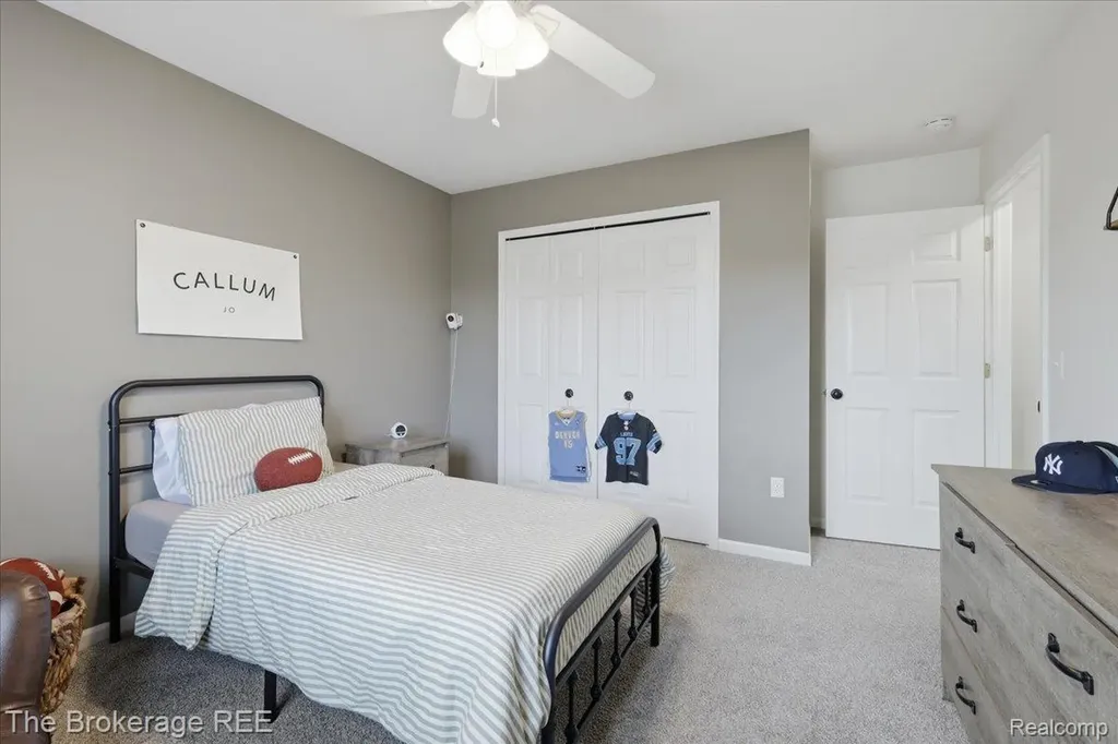 1340 Park Ridge Pointe Grand Blanc Charter Township MI 48439