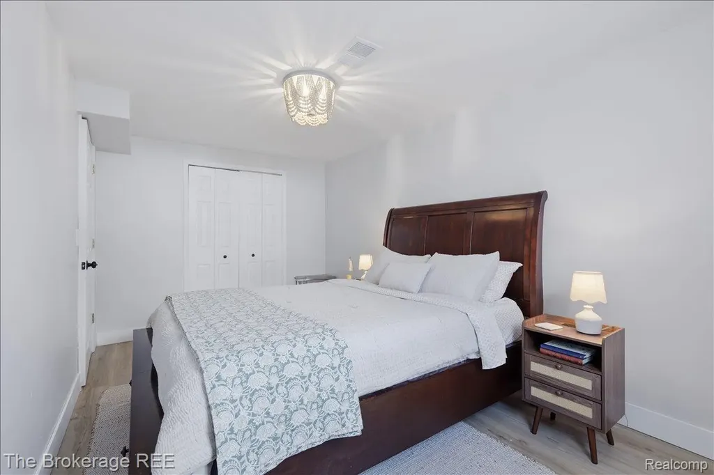 1340 Park Ridge Pointe Grand Blanc Charter Township MI 48439