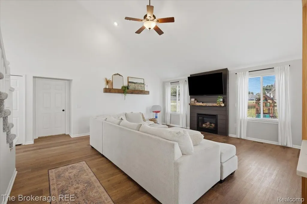 1340 Park Ridge Pointe Grand Blanc Charter Township MI 48439