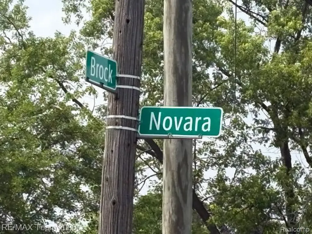 15245 Novara Street Detroit City MI 48205