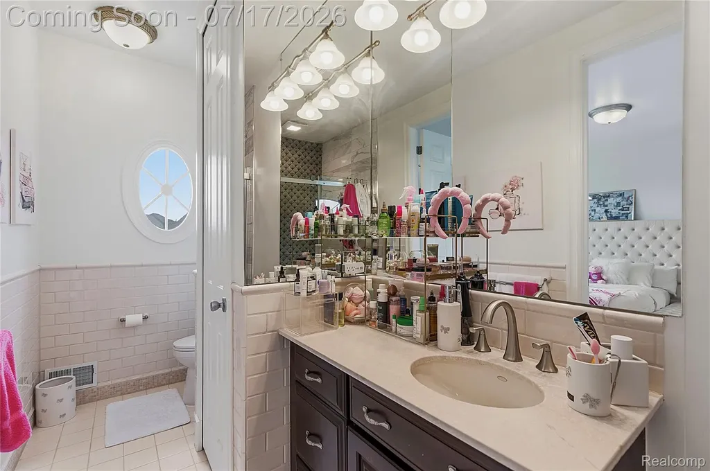 48554 Stoneridge Drive Northville Township MI 48168