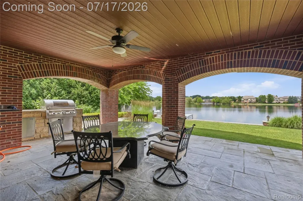 48554 Stoneridge Drive Northville Township MI 48168