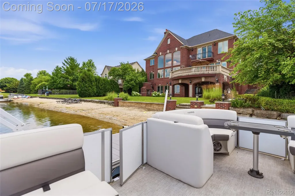 48554 Stoneridge Drive Northville Township MI 48168