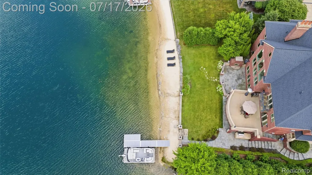 48554 Stoneridge Drive Northville Township MI 48168