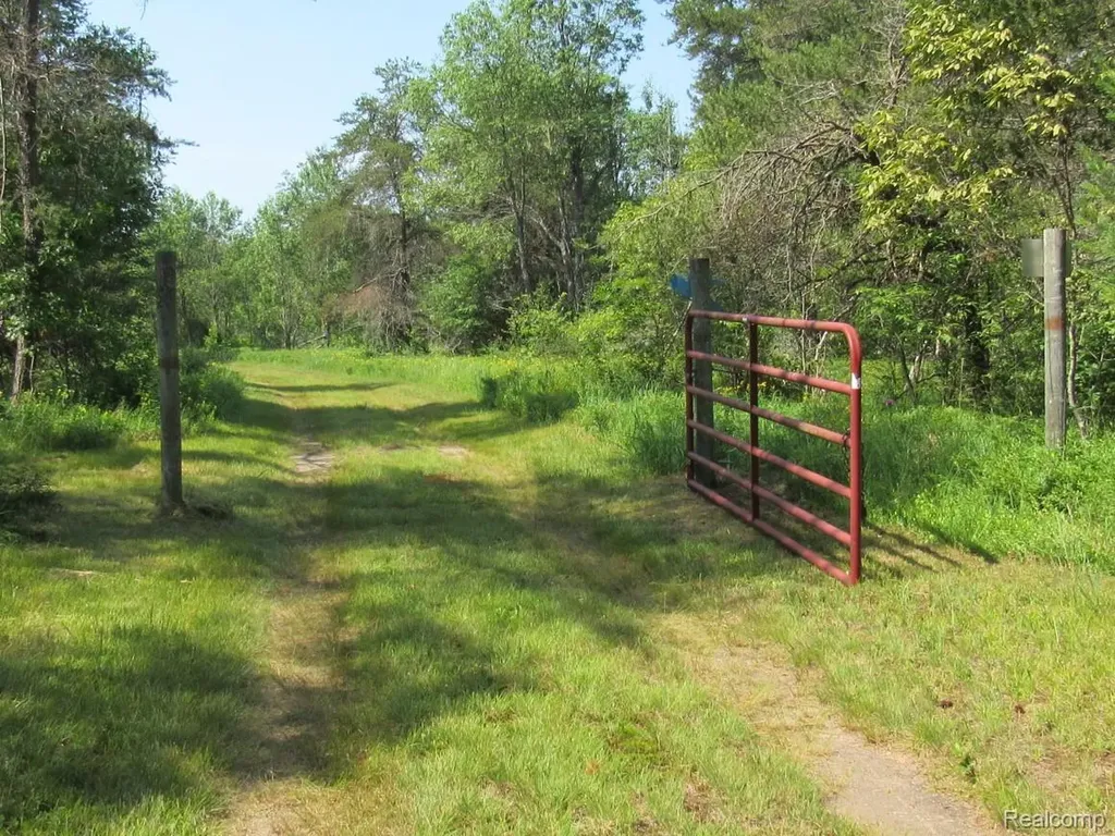 Vl Shepherds Trail 10 Acres Beaver Creek Township MI 48653