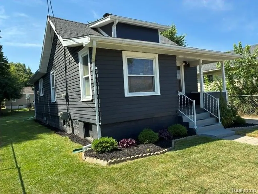 3517 Augusta Street Flint City MI 48503