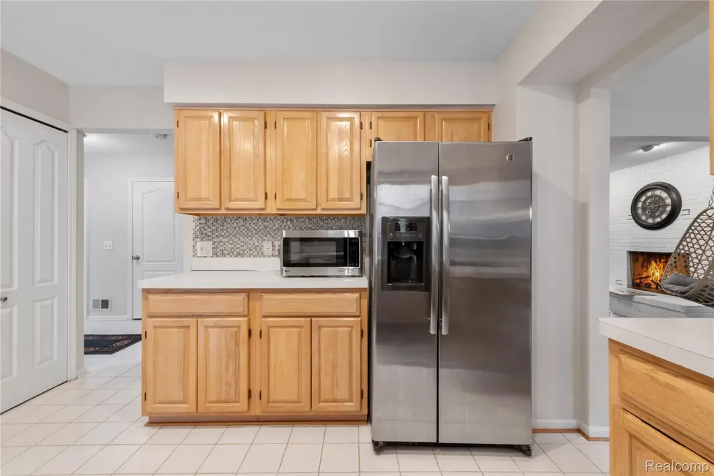 29455 Sylvan Lane Farmington Hills City MI 48334