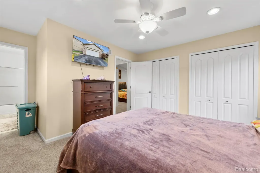 29455 Sylvan Lane Farmington Hills City MI 48334
