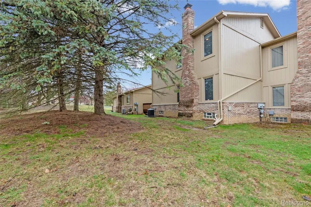 29455 Sylvan Lane Farmington Hills City MI 48334