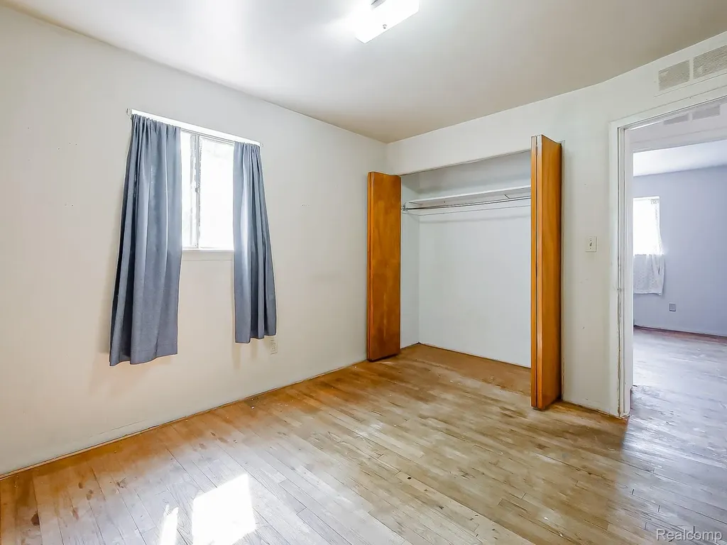 6558 Berwyn Street Dearborn City MI 48127