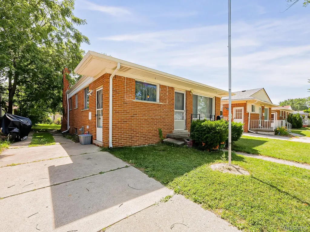 6558 Berwyn Street Dearborn City MI 48127