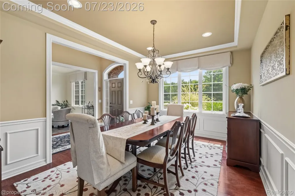 47648 Cheltenham Drive Novi City MI 48374