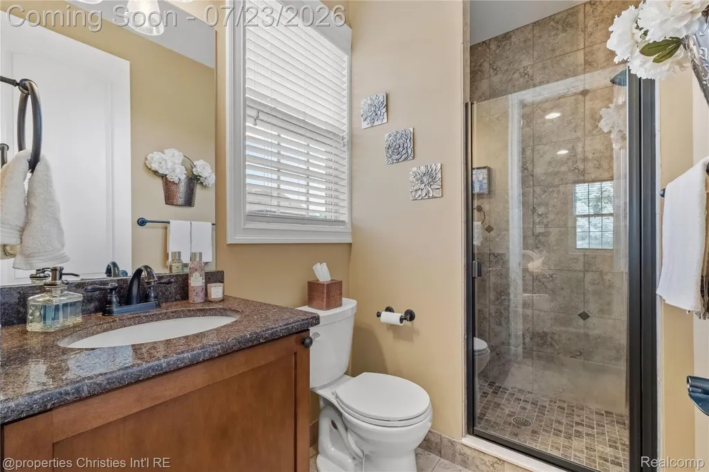 47648 Cheltenham Drive Novi City MI 48374