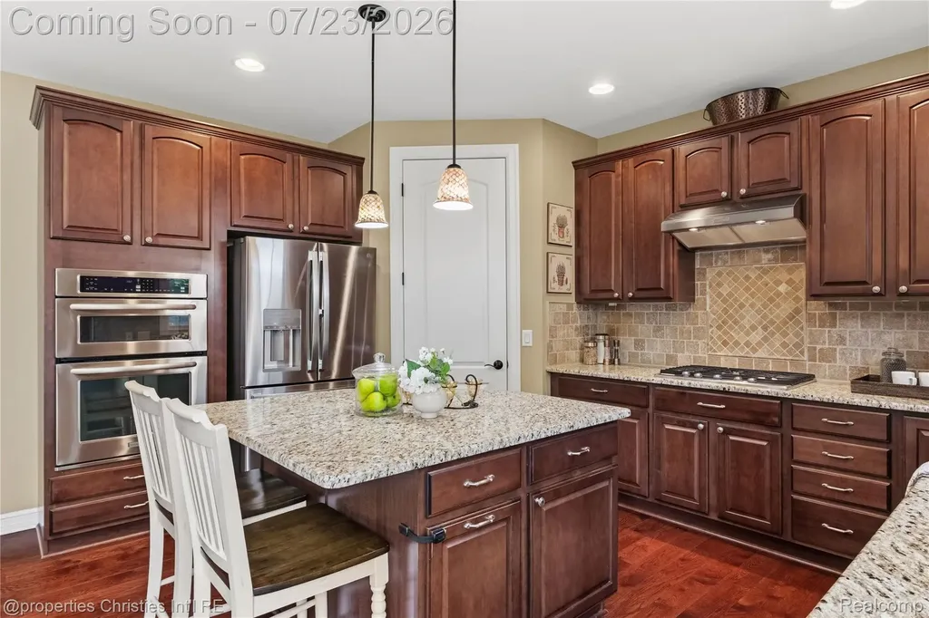 47648 Cheltenham Drive Novi City MI 48374