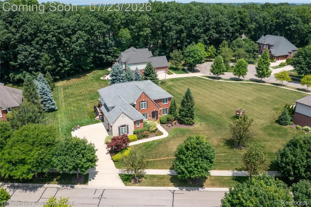 47648 Cheltenham Drive Novi City MI 48374