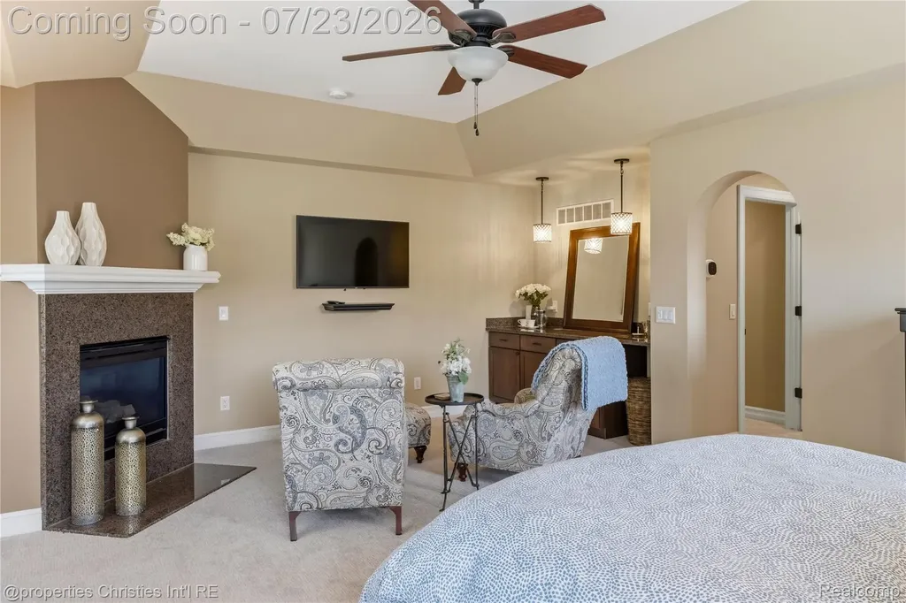 47648 Cheltenham Drive Novi City MI 48374