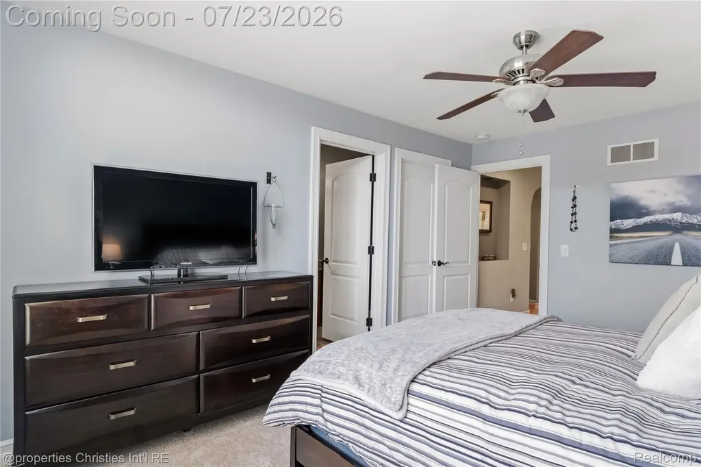 47648 Cheltenham Drive Novi City MI 48374
