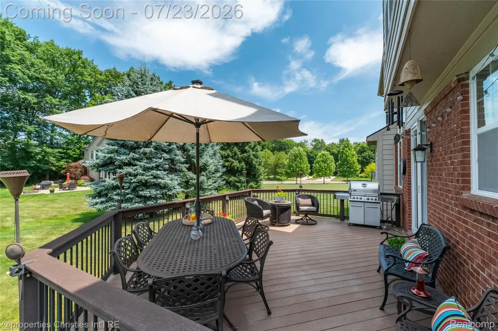 47648 Cheltenham Drive Novi City MI 48374