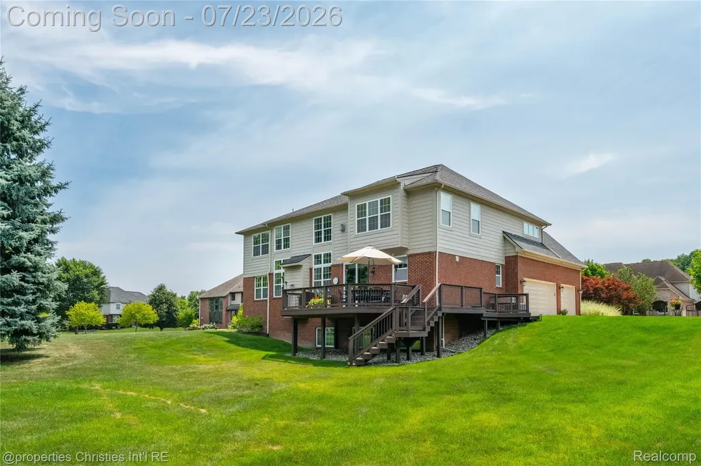 47648 Cheltenham Drive Novi City MI 48374