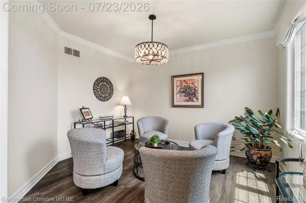 47648 Cheltenham Drive Novi City MI 48374