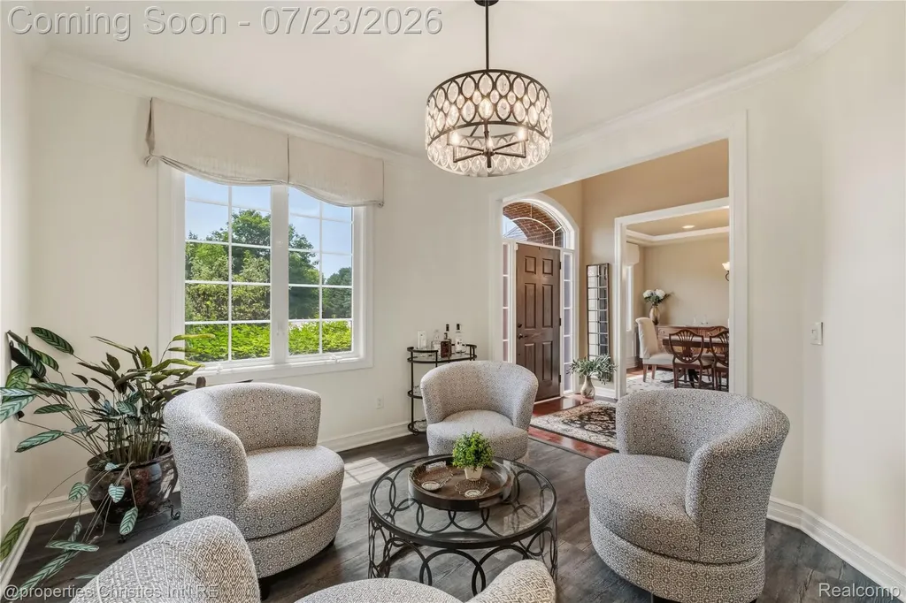 47648 Cheltenham Drive Novi City MI 48374
