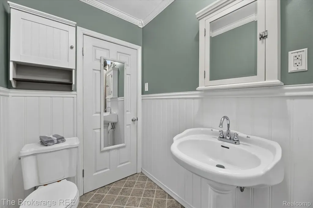 1038 Bethany Street Genesee Charter Township MI 48458