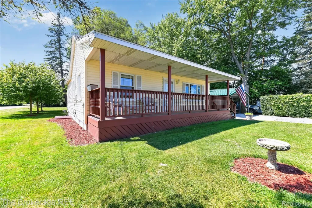 1038 Bethany Street Genesee Charter Township MI 48458