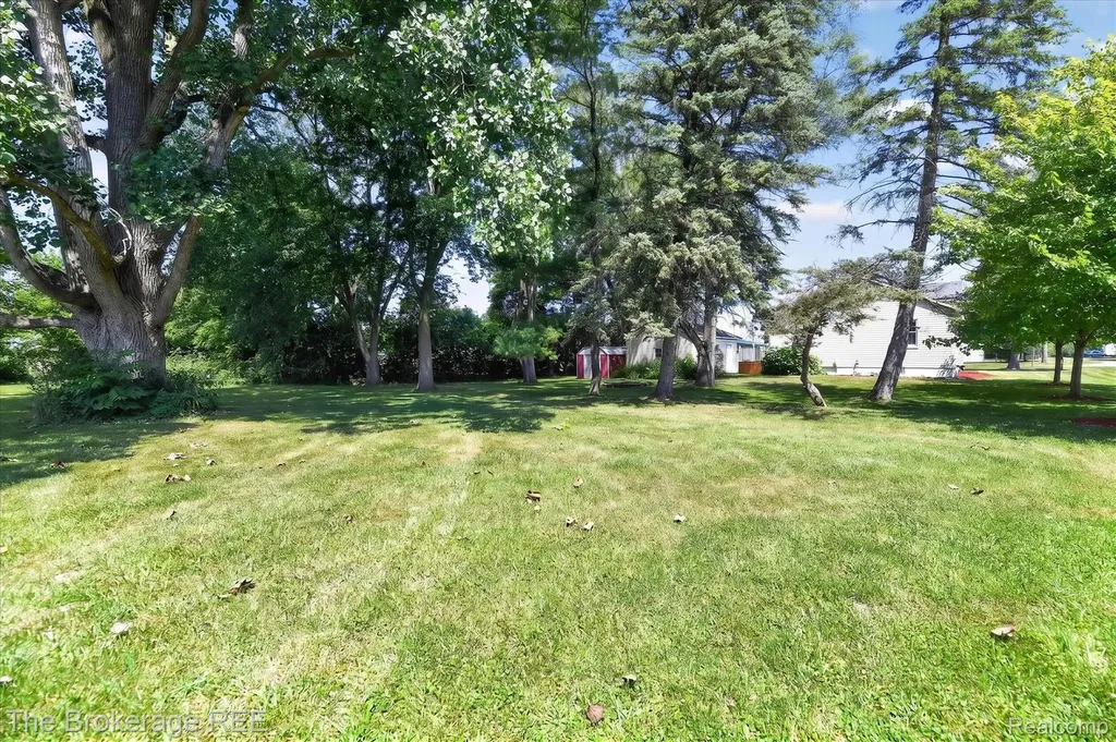 1038 Bethany Street Genesee Charter Township MI 48458