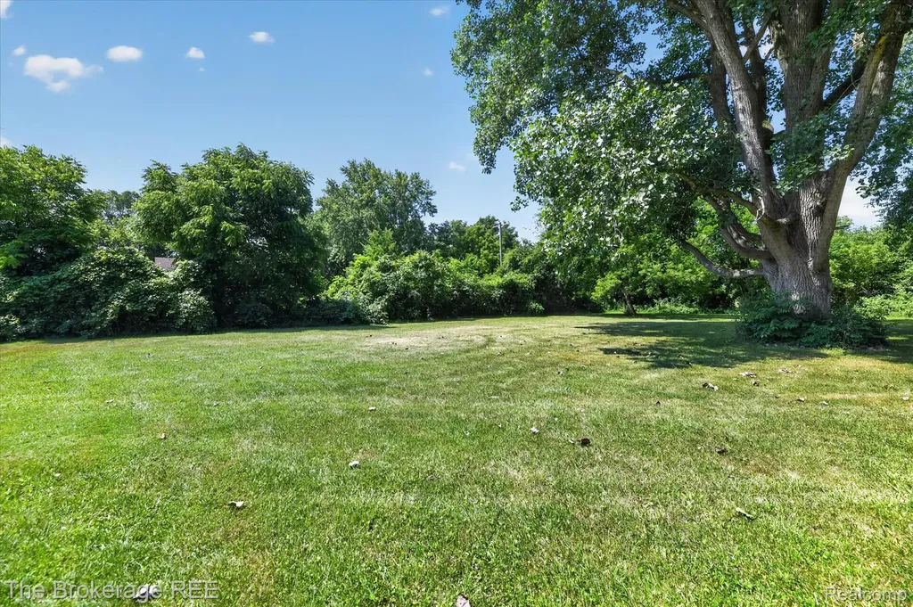 1038 Bethany Street Genesee Charter Township MI 48458
