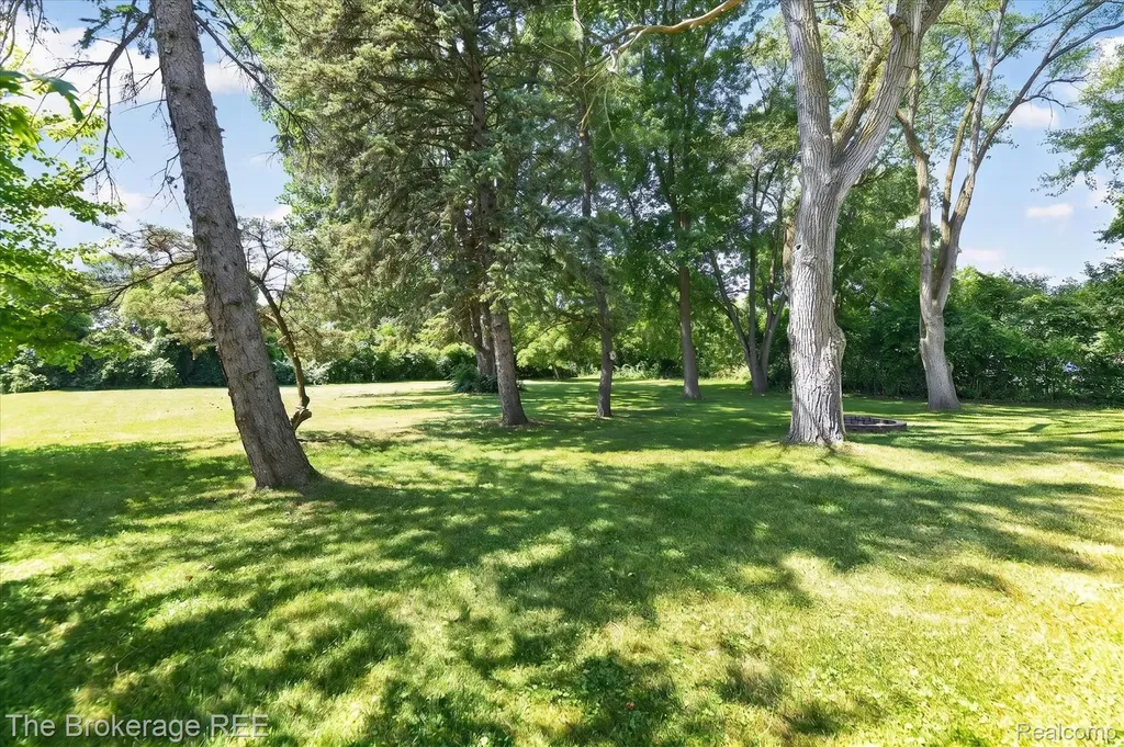 1038 Bethany Street Genesee Charter Township MI 48458