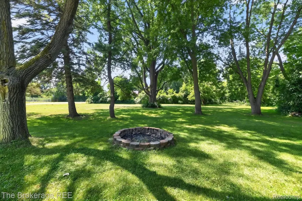 1038 Bethany Street Genesee Charter Township MI 48458