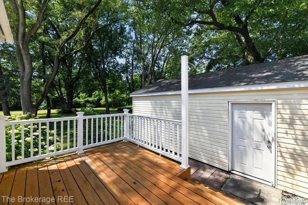 1038 Bethany Street Genesee Charter Township MI 48458