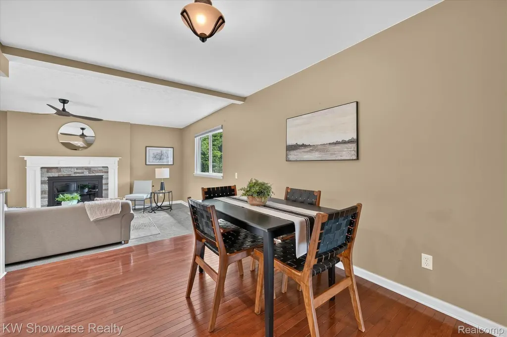 11498 Fox N Hounds Drive White Lake Charter Township MI 48386
