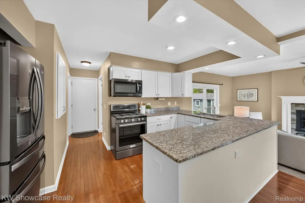 11498 Fox N Hounds Drive White Lake Charter Township MI 48386