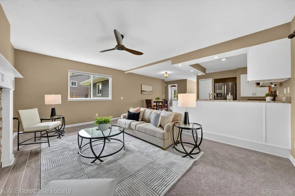 11498 Fox N Hounds Drive White Lake Charter Township MI 48386