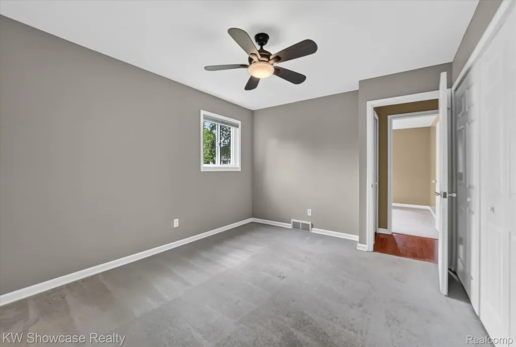 11498 Fox N Hounds Drive White Lake Charter Township MI 48386