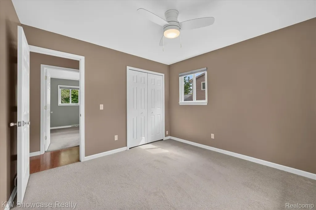 11498 Fox N Hounds Drive White Lake Charter Township MI 48386