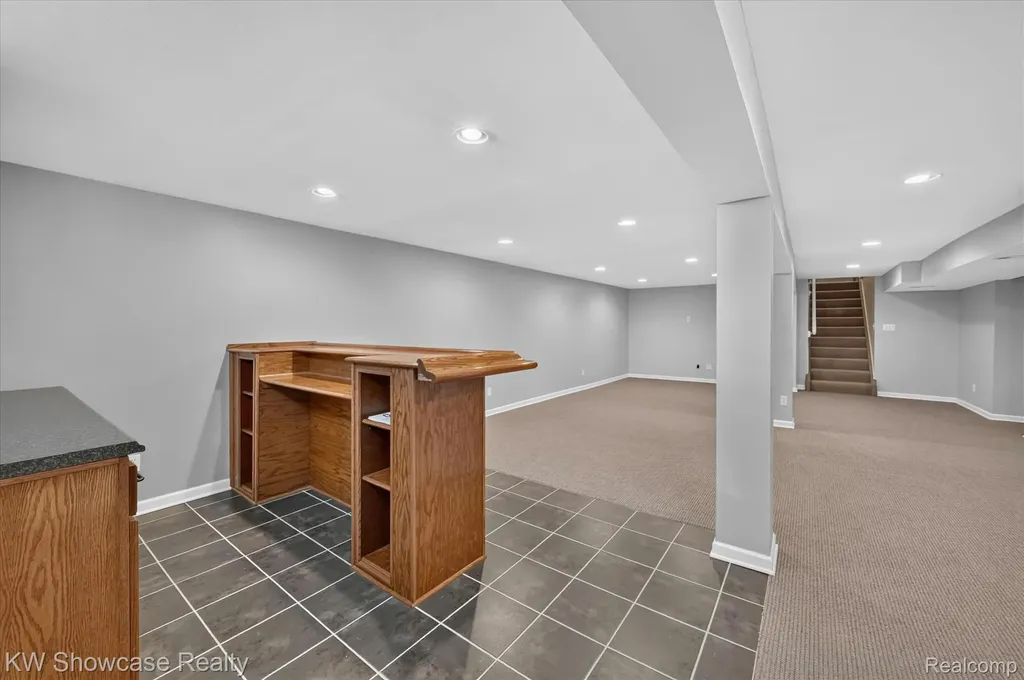 11498 Fox N Hounds Drive White Lake Charter Township MI 48386