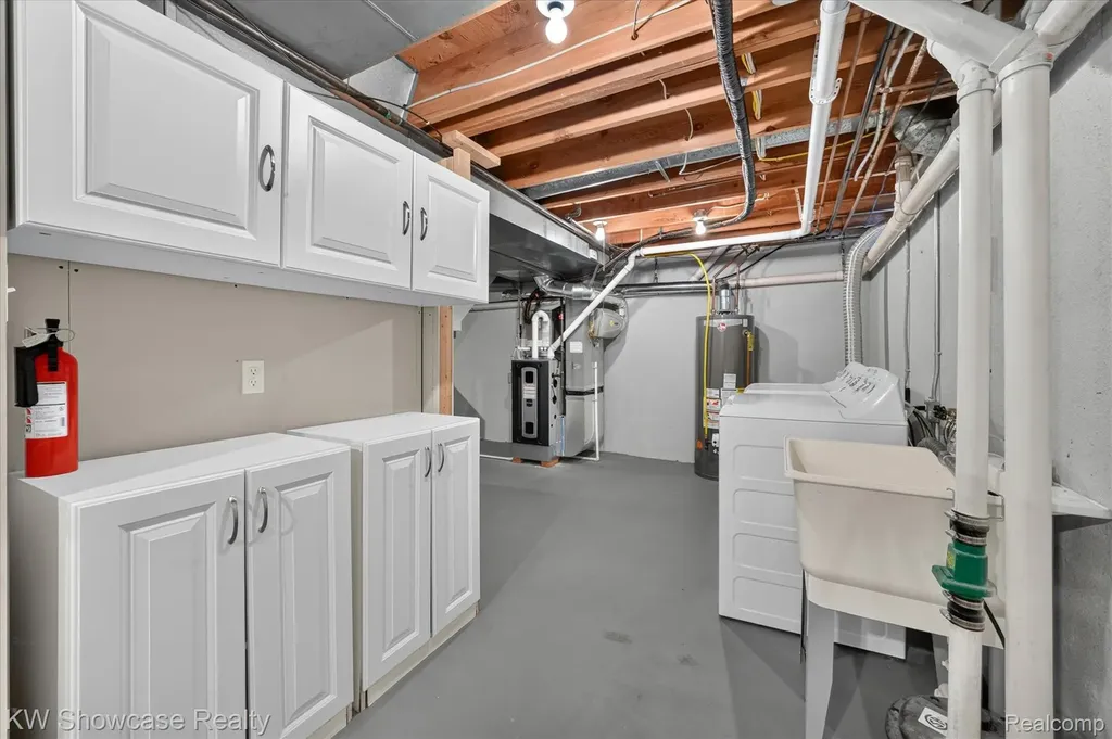 11498 Fox N Hounds Drive White Lake Charter Township MI 48386