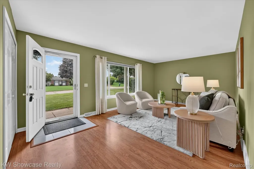 11498 Fox N Hounds Drive White Lake Charter Township MI 48386