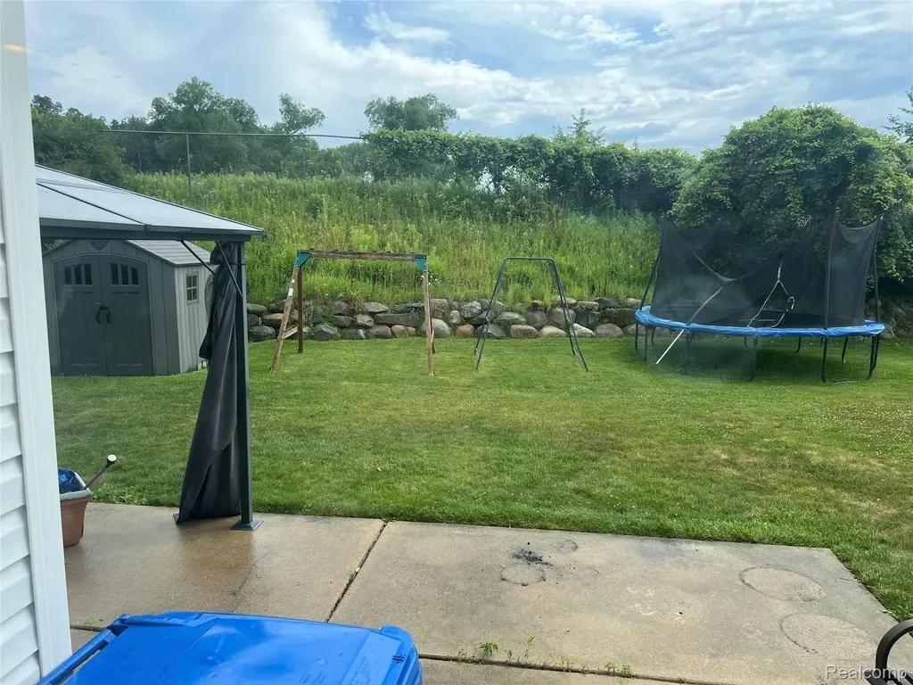 7753 Turrillium Lane Waterford Charter Township MI 48327